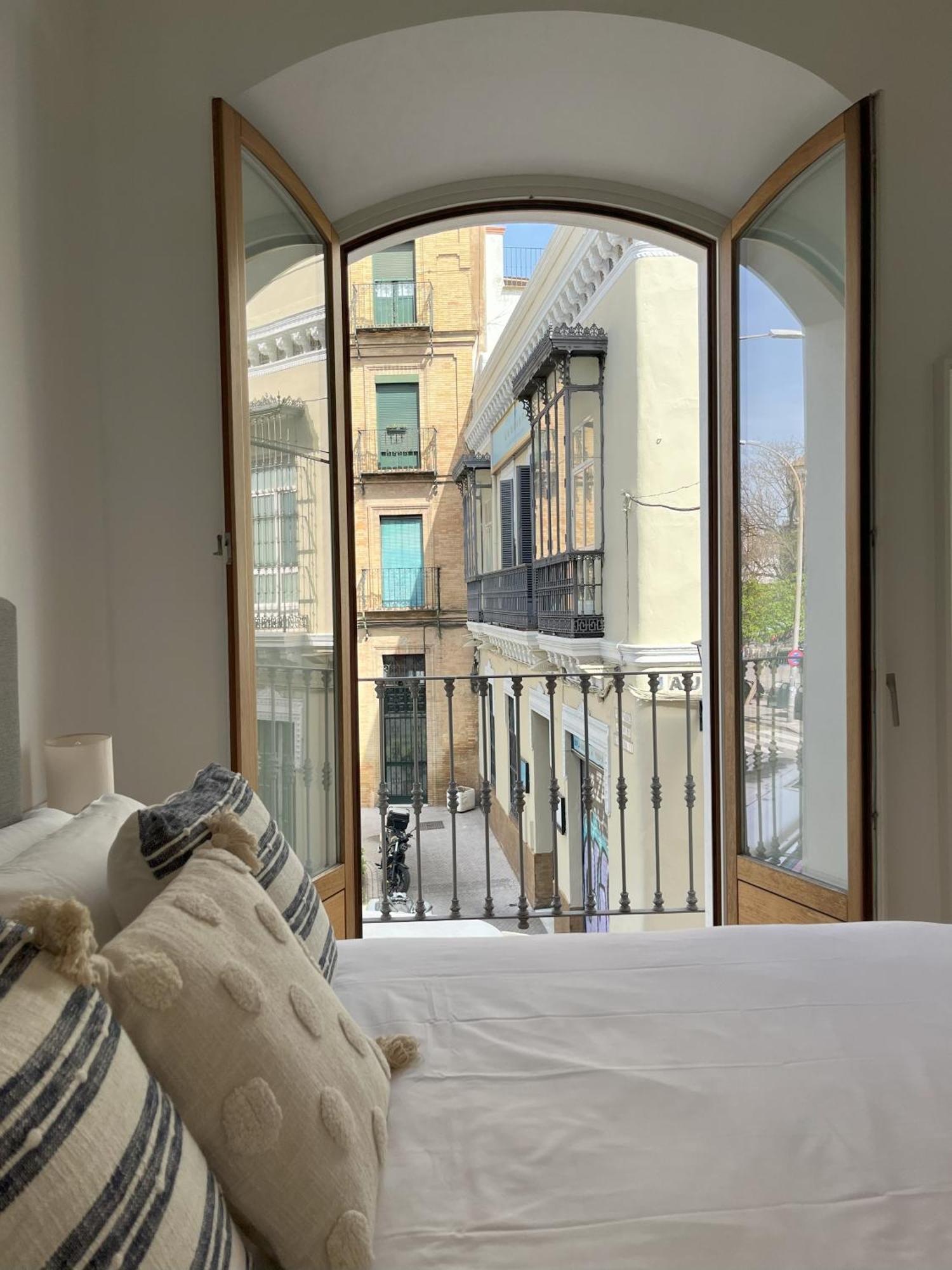 Balcones De Jauregui Premium Apartment Севилья Экстерьер фото